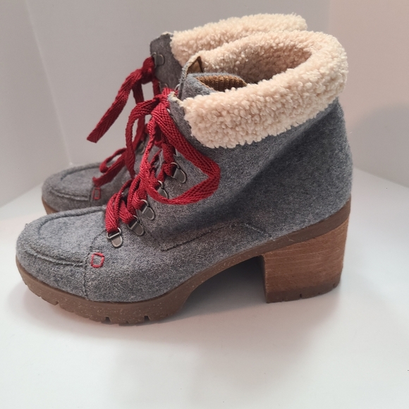 Korks Evie Women's Hiking bootie Style Trendy Popular Functional Lace Up Sz 7 - Picture 7 of 8